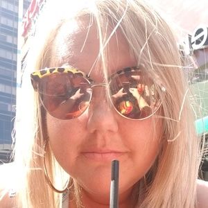 Meet your Posher, Kerri